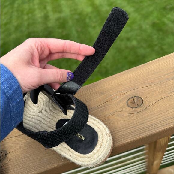 NWOB Pretty Little Thing size 8 Black Canvas Strappy Sandals Espadrille Sole - Picture 10 of 11